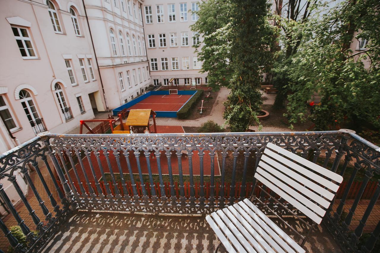 فندق وارسوفي  Erasmus Dorm المظهر الخارجي الصورة