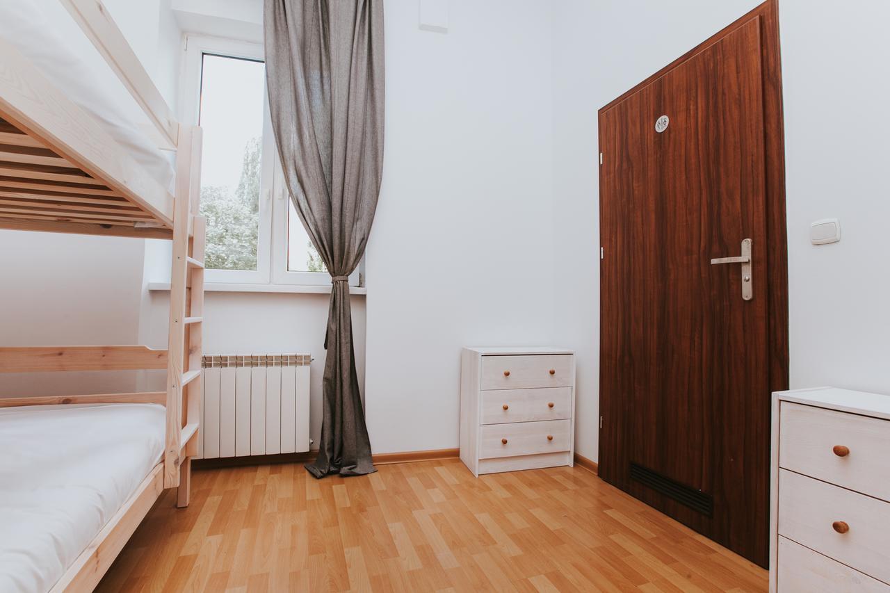 فندق وارسوفي  Erasmus Dorm المظهر الخارجي الصورة