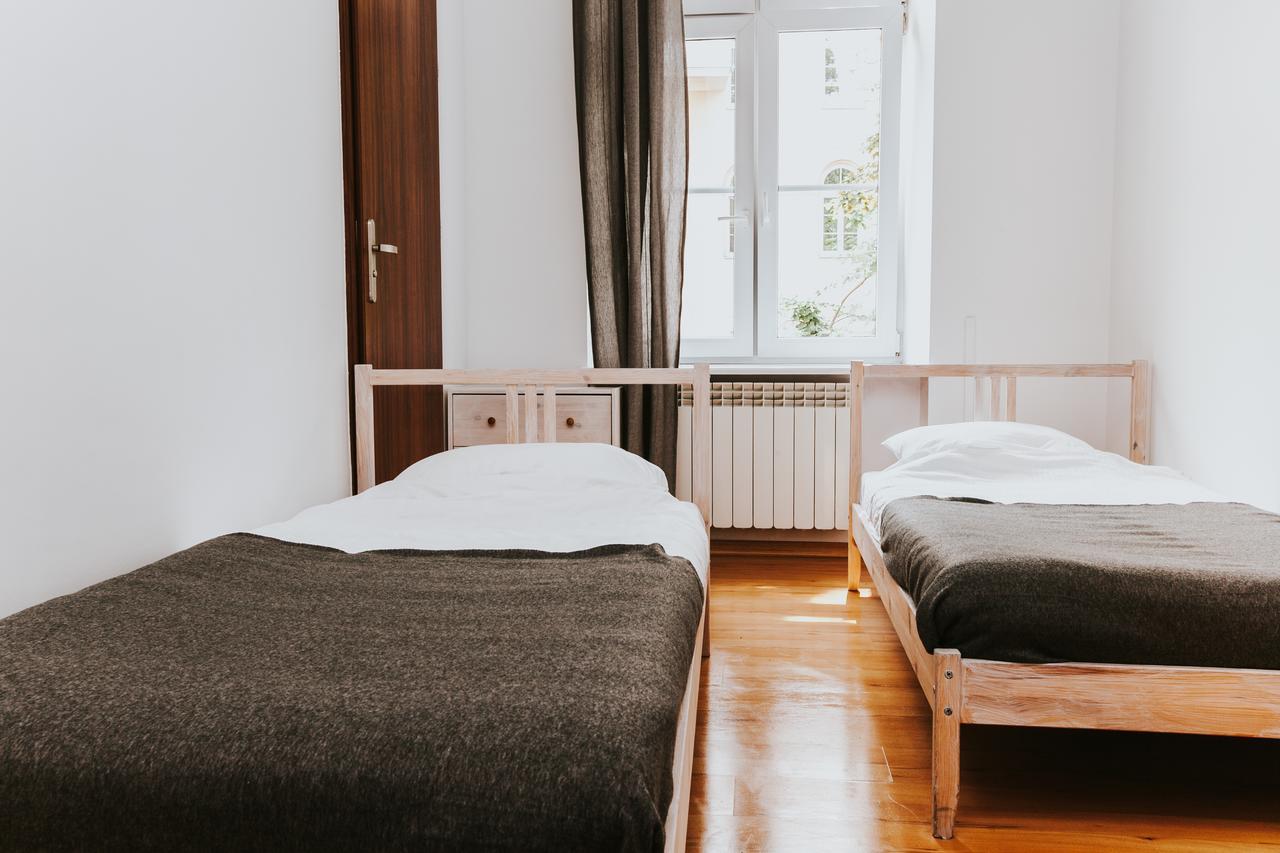 فندق وارسوفي  Erasmus Dorm المظهر الخارجي الصورة