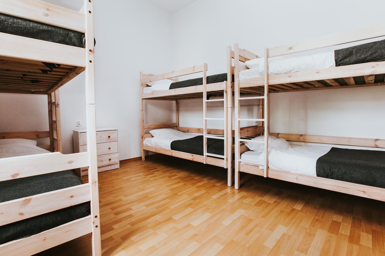 فندق وارسوفي  Erasmus Dorm المظهر الخارجي الصورة